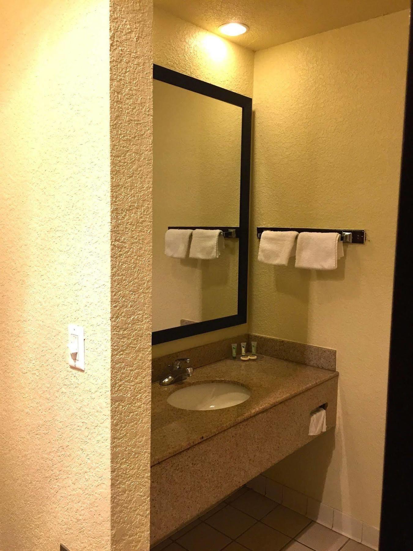 Travelers Inn Elizabeth City Exterior foto